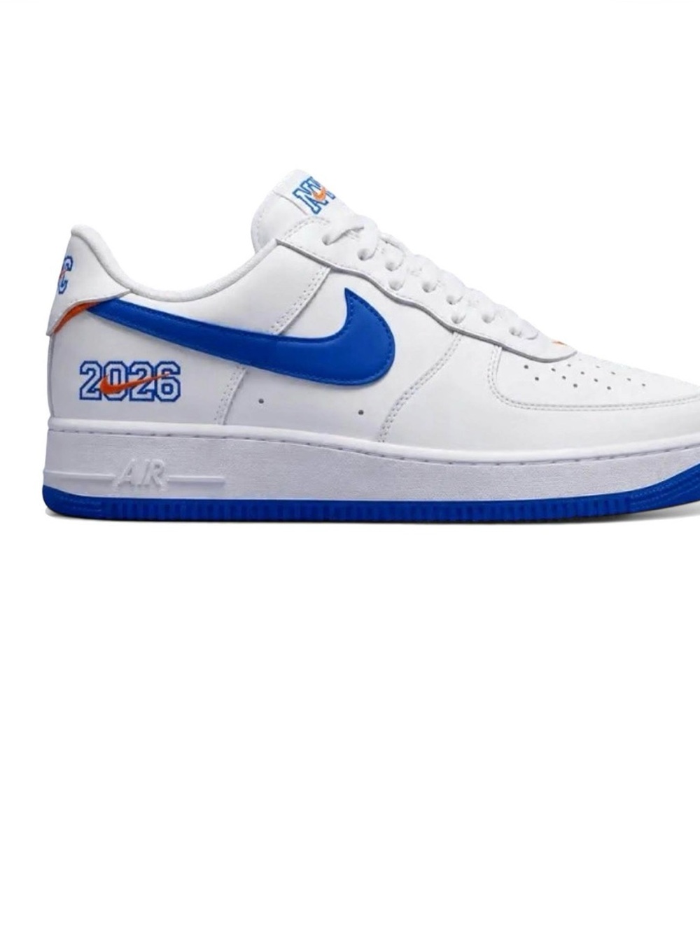 NIKE AIR FORCE 1 LOW ‘01 NYC KNICKS SIZE 8